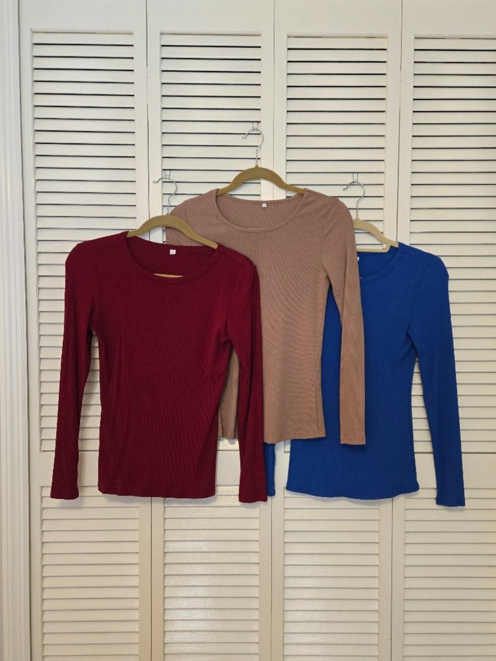 Set of 3 Women's Long Sleeve Ribbed Knit Fitted Tops - Size S